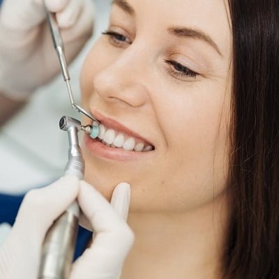Teeth scaling in Islamabad
